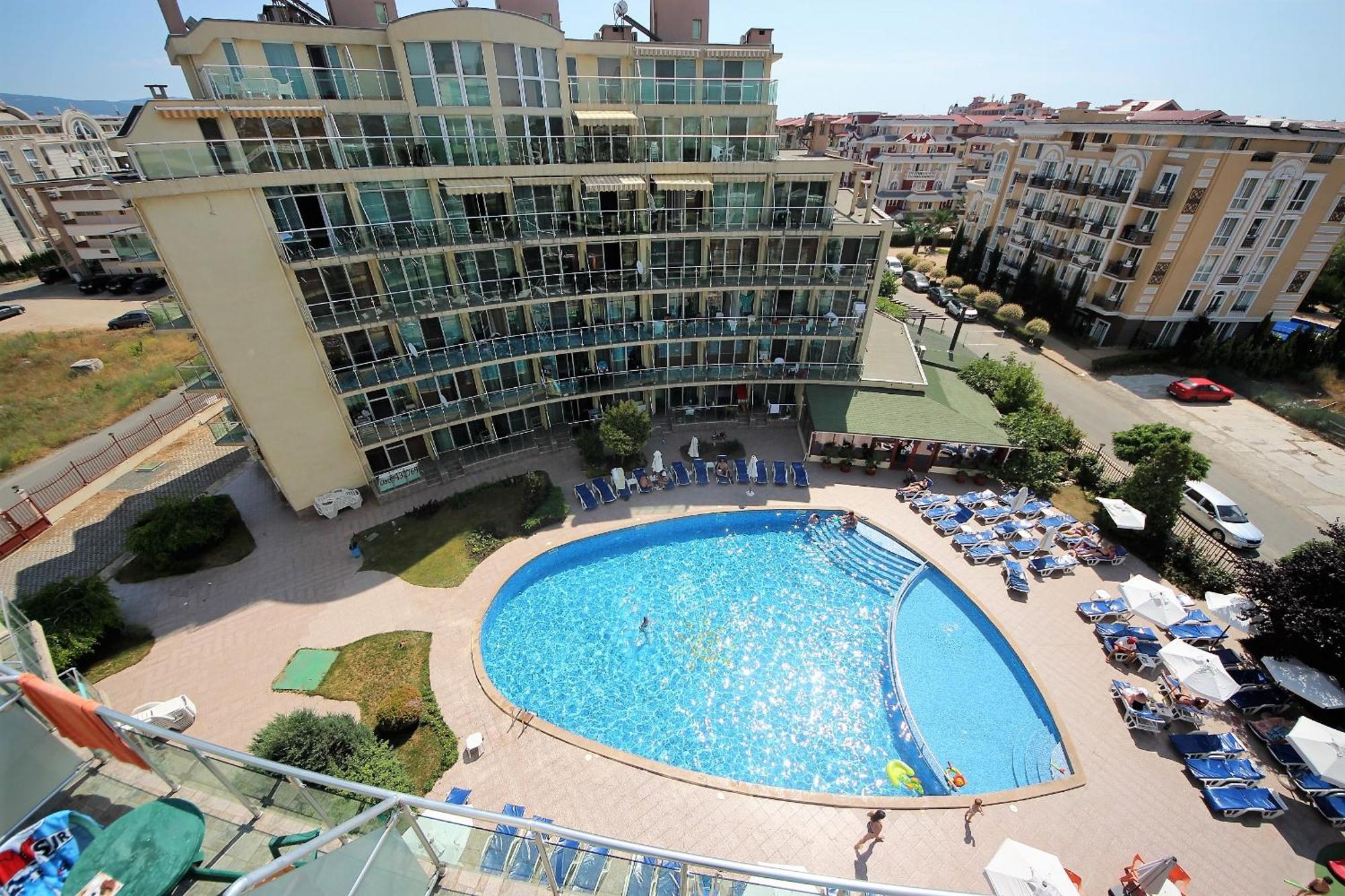 Julia Family - Menada Apartments Солнечный берег Экстерьер фото