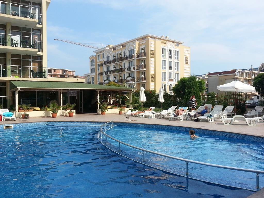 Julia Family - Menada Apartments Солнечный берег Экстерьер фото