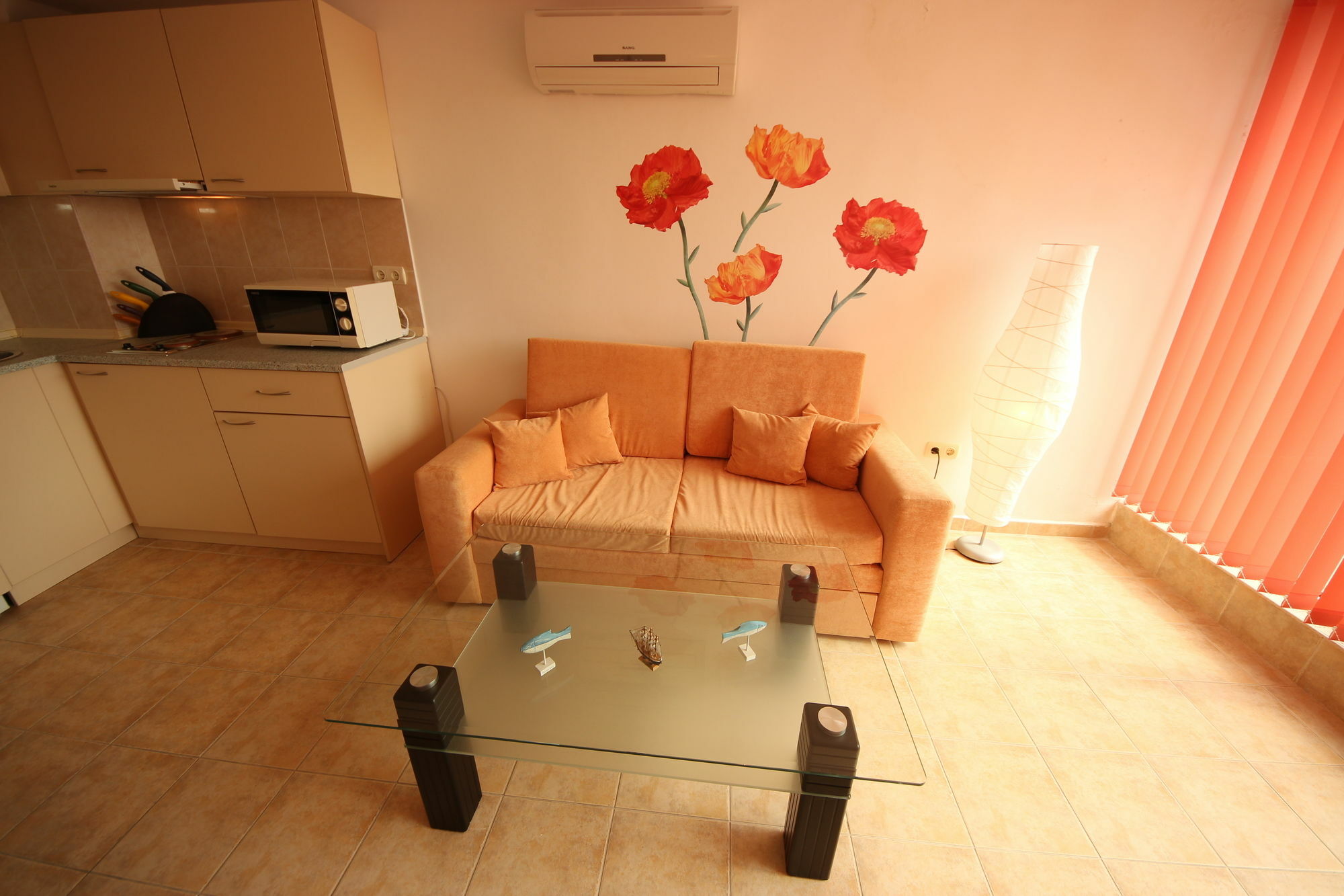 Julia Family - Menada Apartments Солнечный берег Экстерьер фото